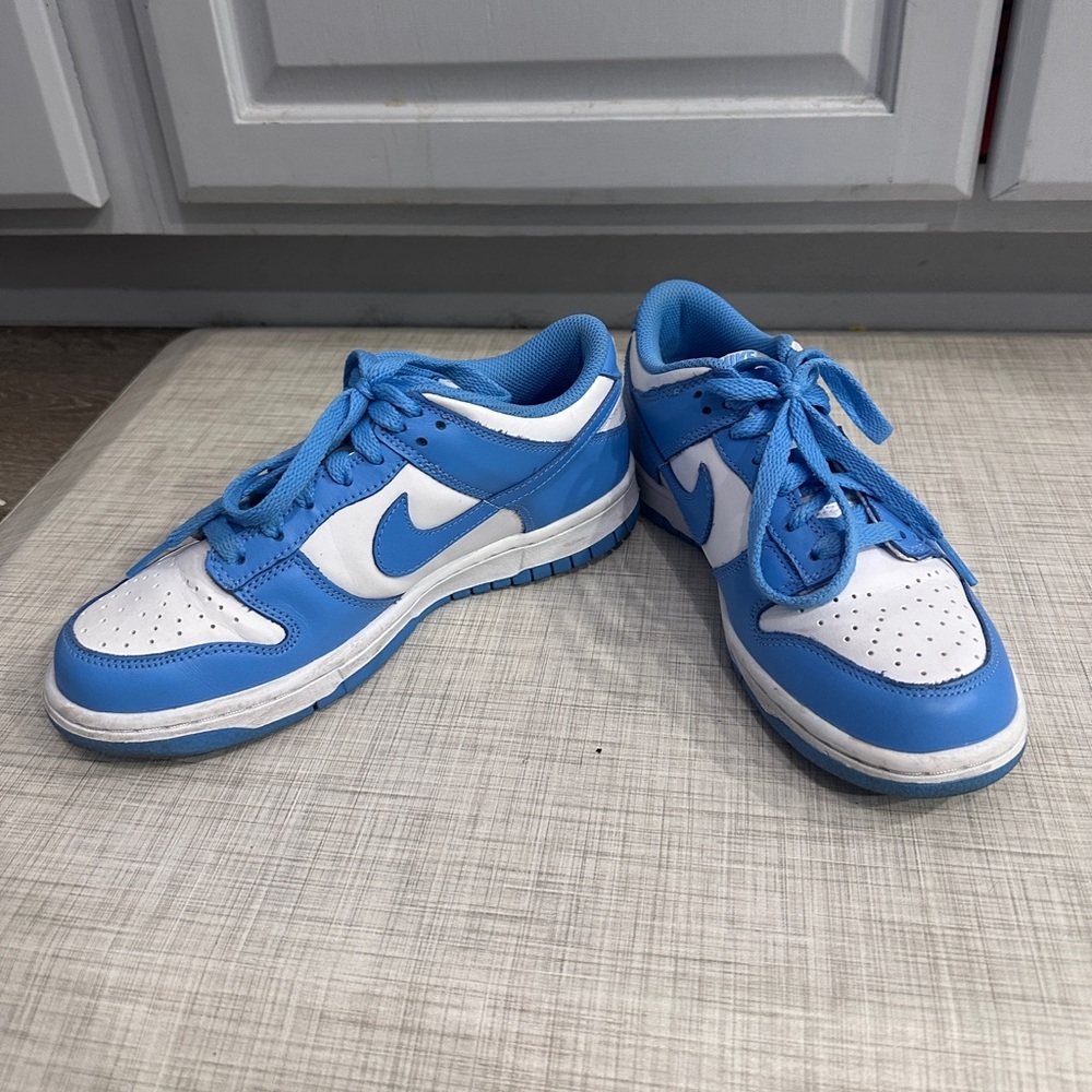 Nike dunk lows in university blue